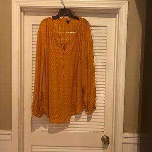 yellow polka dot Torrid blouse size 5